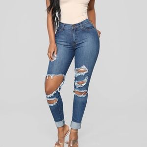 Fashion Nova Beach Bum Medium Wash Distressed Jeans Size 11